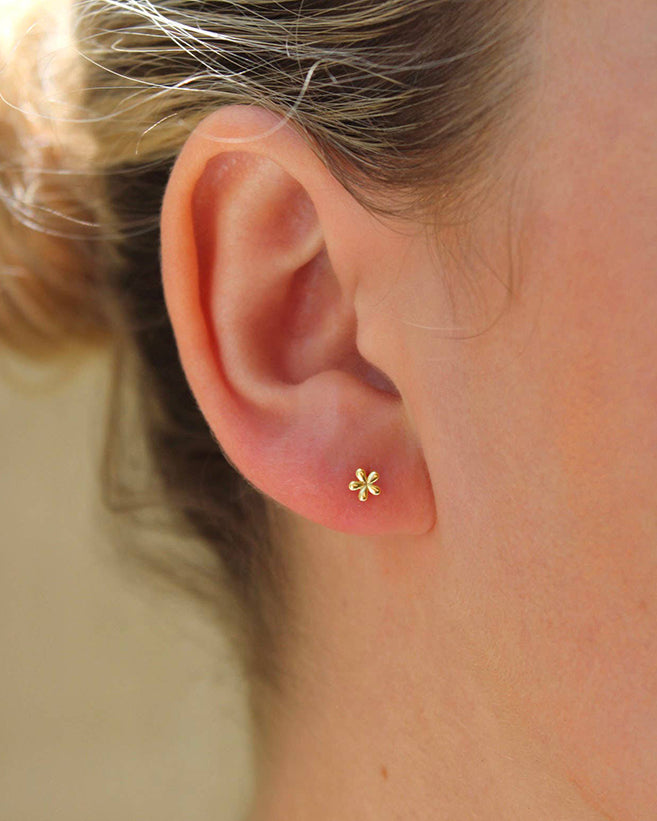 Mini Daisy Stud Earrings